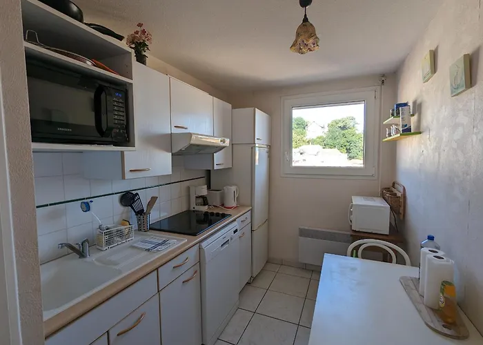 Apartamento Centre - Grand T3 Calme, Lumineux Avec Terrasse Et Parking, Proche Plages Et Commerces - Fr-1-420-8